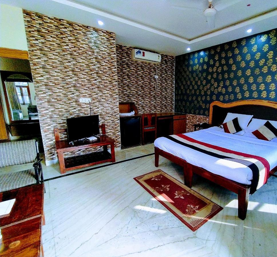 Swaraj Resorts Бхаратпур Экстерьер фото